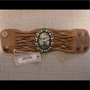 Leather strap wide snap bracelet